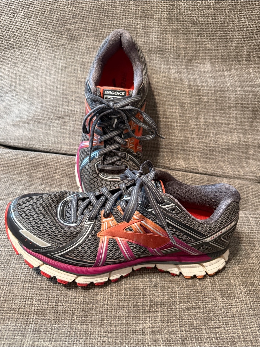 Brooks GTS Seventeen Women's Gray Running Sneakers with Orange and Pink Accents